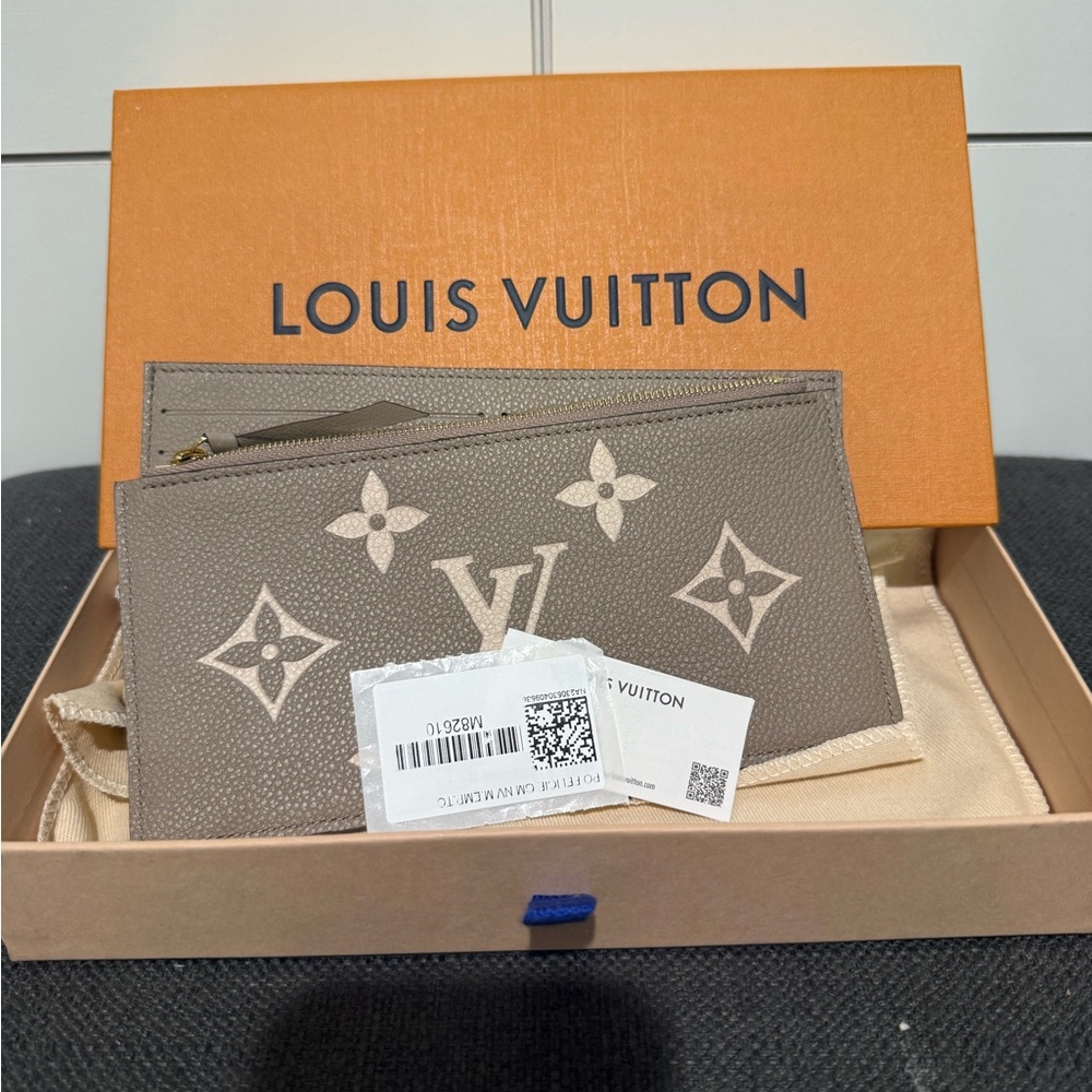 LV Pochette Félicie - Picture 6 of 12